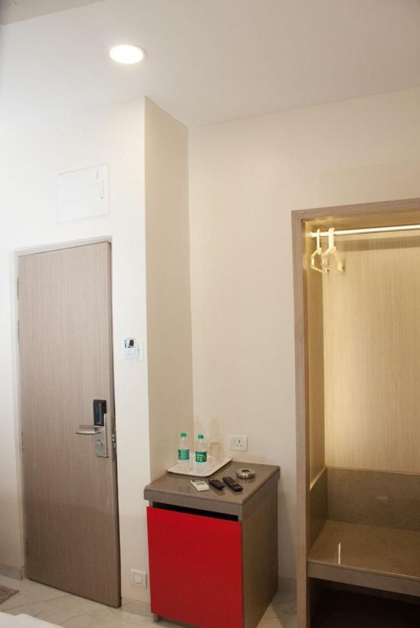 City Hotel Мумбаї Екстер'єр фото